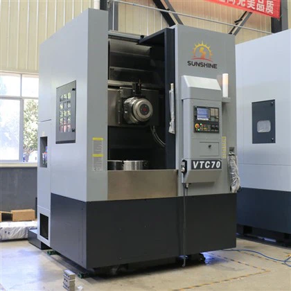Macchina tornio verticale CNC serie VTC
